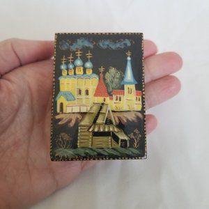 Vintage Hand Painted Russian Lacquered Trinket Box Folk Art